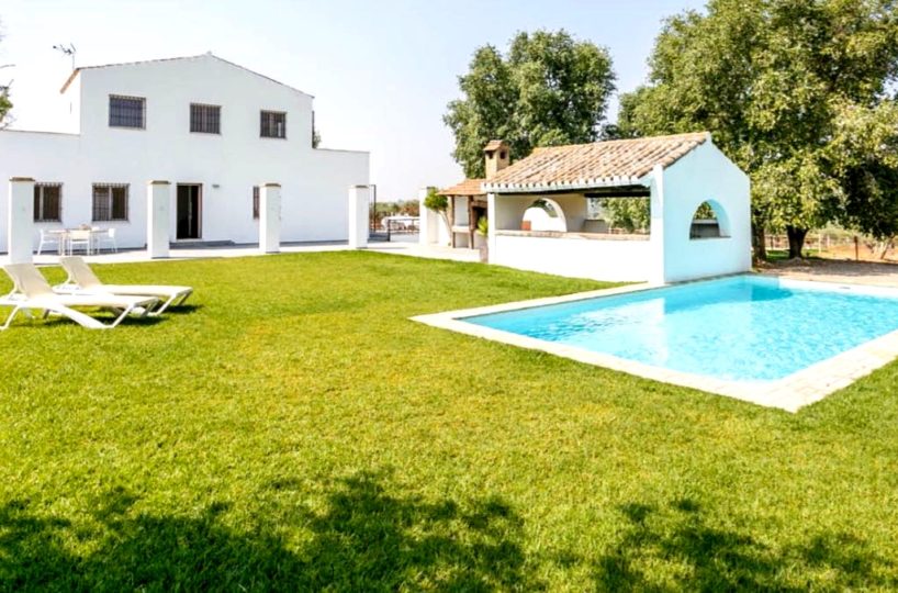 home with stables for sale close to sevilla