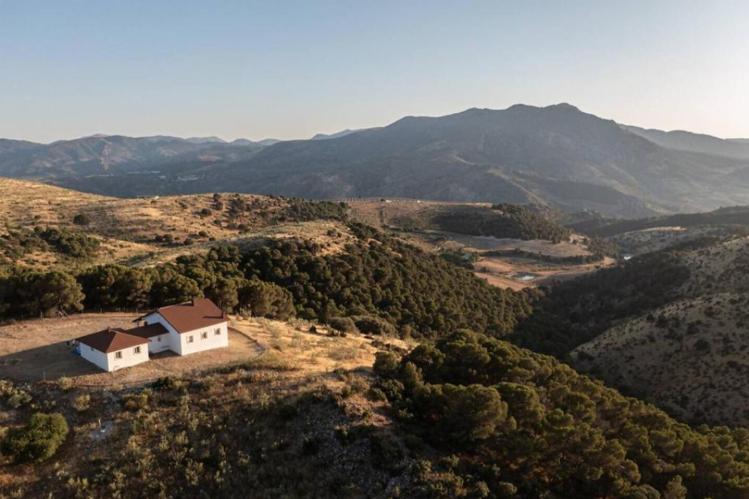 FINCA GANADERA CON ALOJAMIENTO TURISTICO