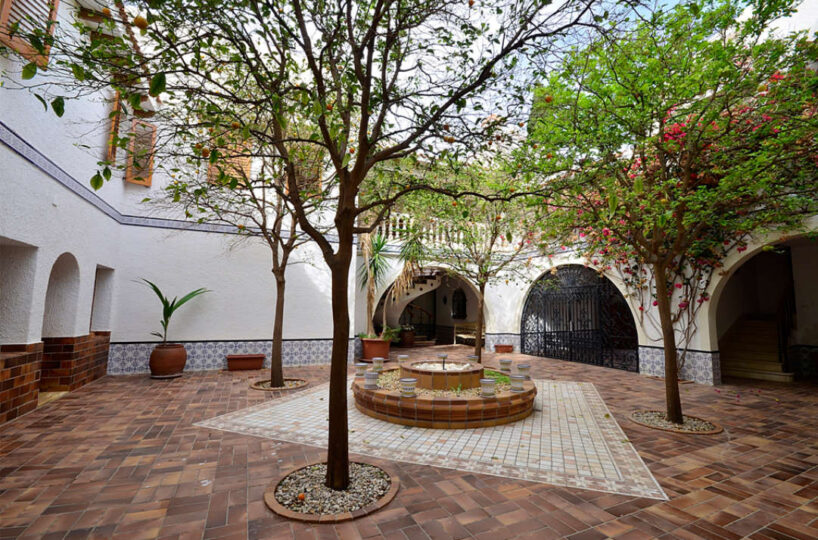 Luxury Equestrian Estate with Magnificent Cortijo.