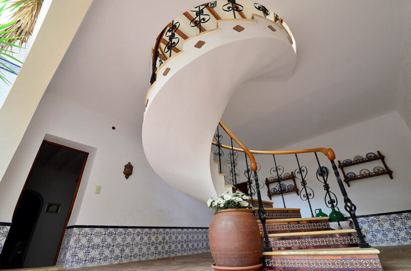Luxury Equestrian Estate with Magnificent Cortijo.