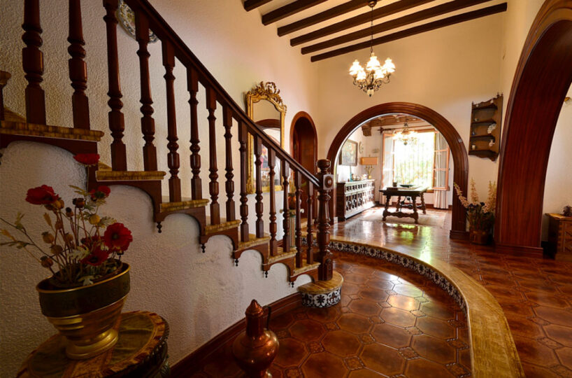 Luxury Equestrian Estate with Magnificent Cortijo.