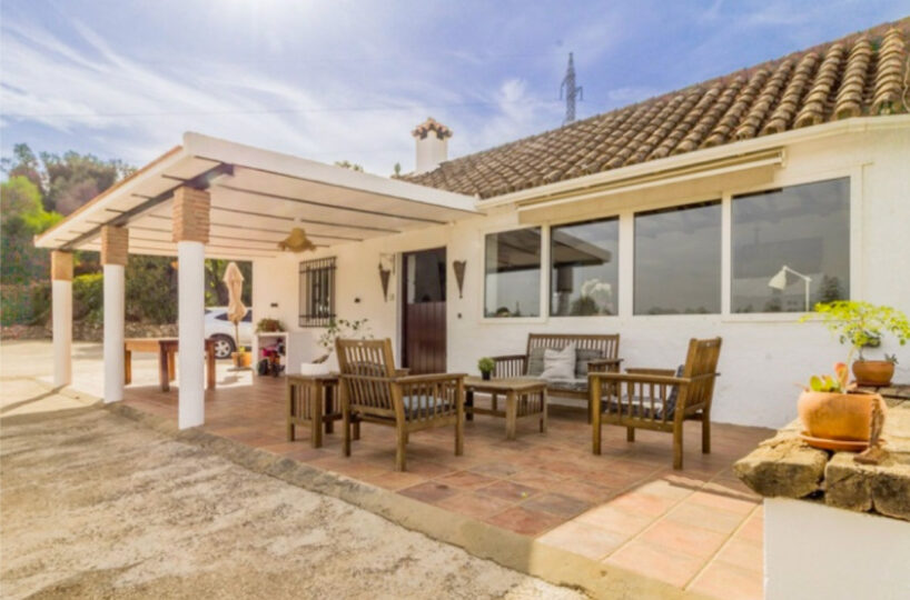 Equestrian Estate with Andalusian Cortijo near the Beaches of Málaga