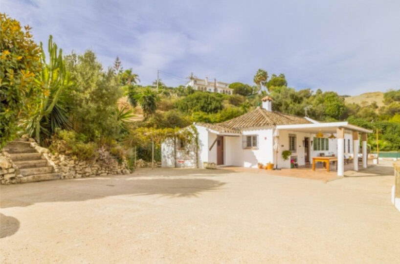 Equestrian Estate with Andalusian Cortijo near the Beaches of Málaga