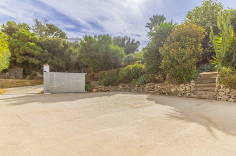 Equestrian Estate with Andalusian Cortijo near the Beaches of Málaga
