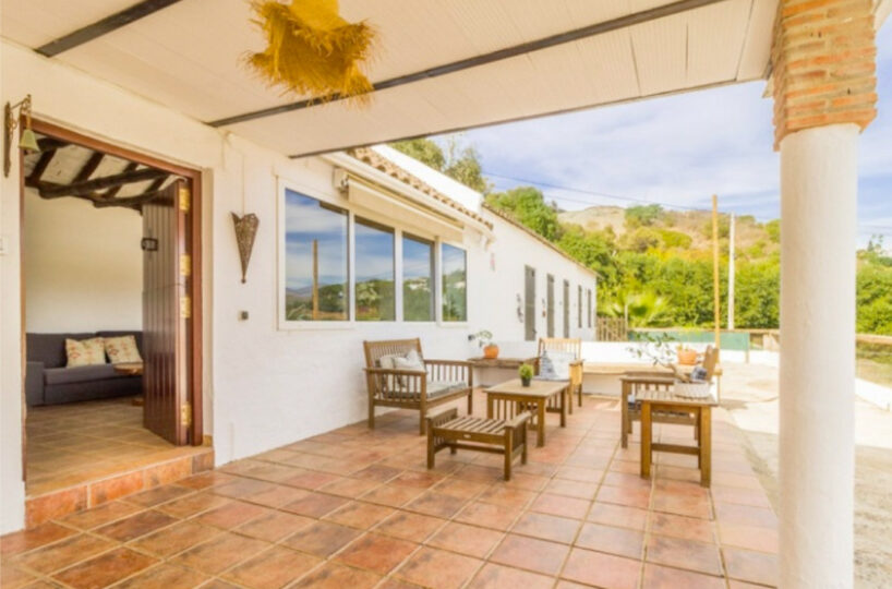 Equestrian Estate with Andalusian Cortijo near the Beaches of Málaga